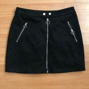 Black Zipper Skirt